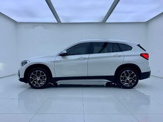 2022 BMW X1 Long 20Li sDrive II (F48) Рестайлинг, белый, 1880000 рублей, вид 4