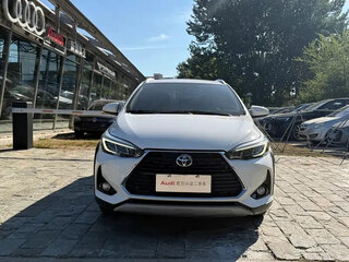 2023 Toyota Yaris L X XP150 Рестайлинг, белый, 1149099 рублей, вид 2