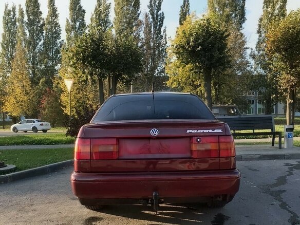 1994 Volkswagen Passat B4, красный, 230000 рублей - вид 8