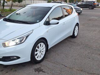 2014 Kia Ceed II, белый, 1300000 рублей, вид 1