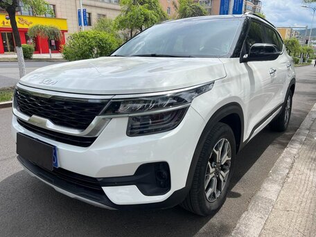 2021 Kia KX3, белый, 1530000 рублей, вид 1