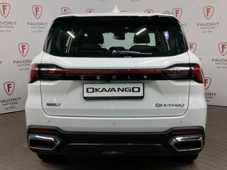 2026 Geely Okavango I Рестайлинг, белый, 3988990 рублей, вид 4