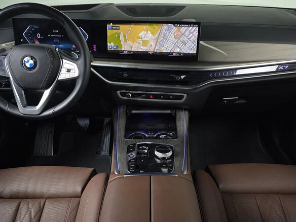 2023 BMW X7 40d I (G07) Рестайлинг, серебристый, 11630000 рублей - вид 6