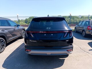 2026 Hyundai Tucson IV Рестайлинг, чёрный, 4950000 рублей, вид 4