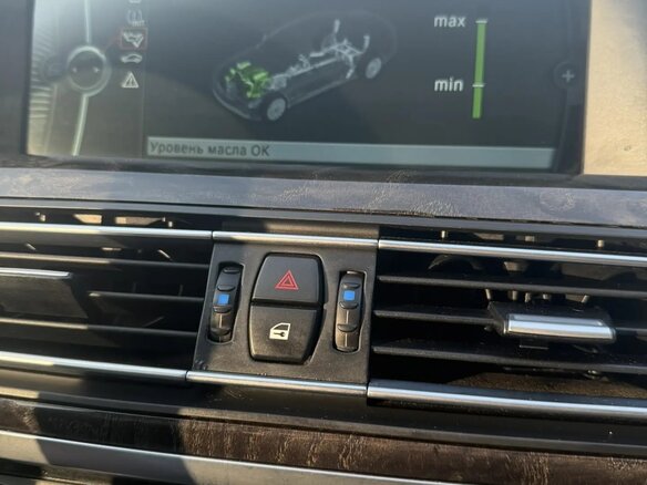 2011 BMW 7 серии 730d V (F01/F02/F04), чёрный, 1700000 рублей - вид 8