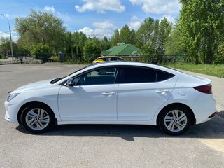 2020 Hyundai Elantra VI (AD) Рестайлинг, белый, 1900000 рублей, вид 4