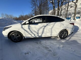 2020 Hyundai Solaris II Рестайлинг, белый, 1300000 рублей, вид 3