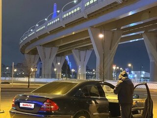 2002 Mercedes-Benz E-Класс 320 III (W211, S211), синий, 600000 рублей, вид 3
