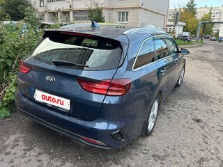 2019 Kia Ceed III, синий, 1360000 рублей, вид 5