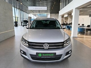 2013 Volkswagen Tiguan I Рестайлинг, серебристый, 1299000 рублей, вид 2