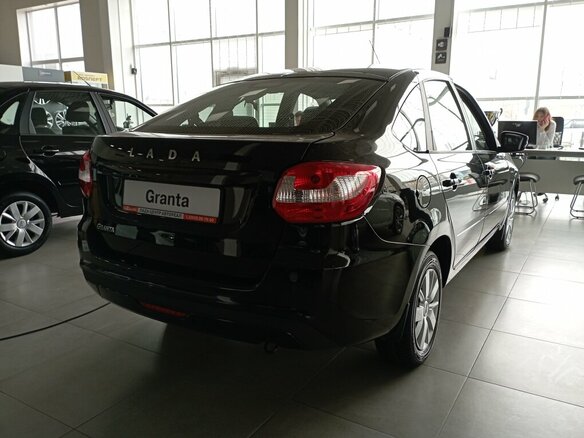 2026 Lada (ВАЗ) Granta I Рестайлинг, чёрный, 1098000 рублей - вид 6