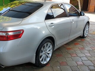 2010 Toyota Camry VI (XV40) Рестайлинг, серебристый, 1620000 рублей, вид 5