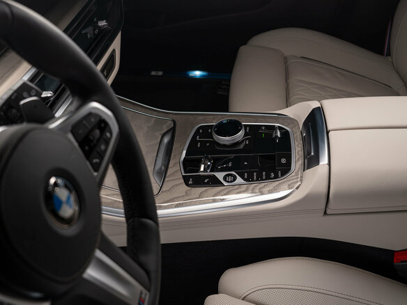 2026 BMW X5 40i IV (G05/G18) Рестайлинг, серый, 15990000 рублей - вид 16