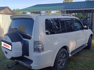 2011 Mitsubishi Pajero IV, белый, 1500000 рублей, вид 2