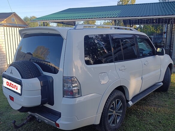 2011 Mitsubishi Pajero IV, белый, 1500000 рублей - вид 1