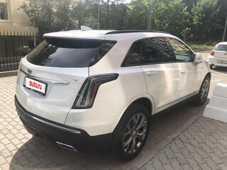 2021 Cadillac XT5 I Рестайлинг, белый, 4100000 рублей, вид 5