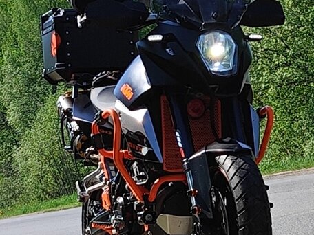 2010 KTM 990 SM, чёрный, 700000 рублей, вид 5