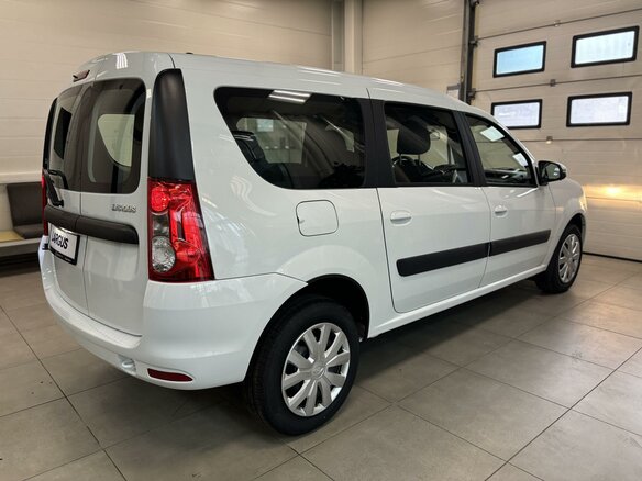 2026 Lada (ВАЗ) Largus I Рестайлинг, белый, 1620629 рублей - вид 3