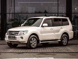 Mitsubishi Pajero IV Рестайлинг 1
