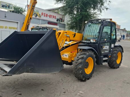 2024 JCB 531-70, жёлтый, 11990000 рублей, вид 2