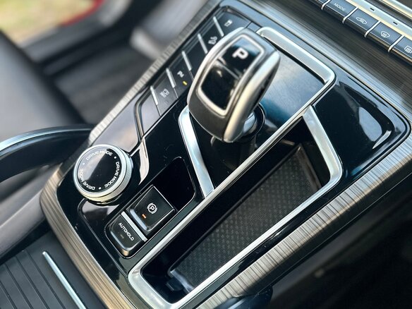 2023 Geely Atlas Pro, красный - вид 13