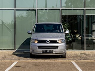 2010 Volkswagen Multivan T5 Рестайлинг, серебристый, 2395000 рублей, вид 2
