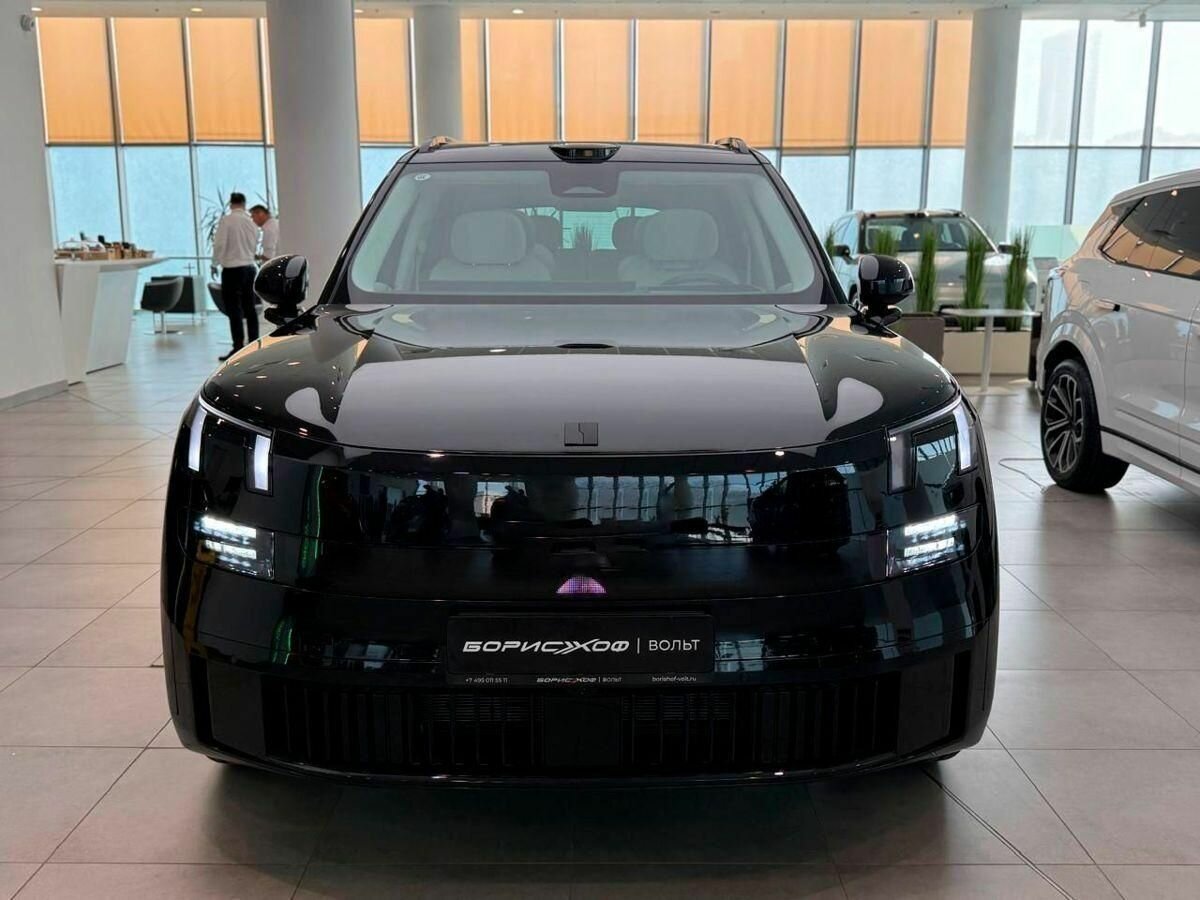 Открыть фотографии: Lynk & Co 900