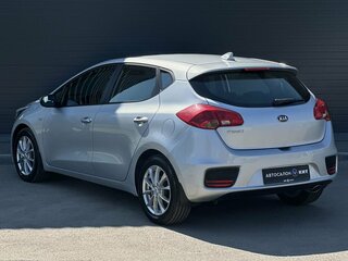 2017 Kia Ceed II Рестайлинг, серебристый, 1419000 рублей, вид 4