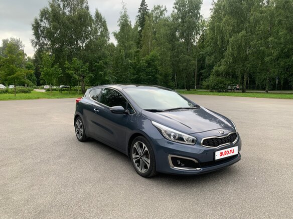 2016 Kia Ceed II Рестайлинг, синий, 1290000 рублей - вид 2