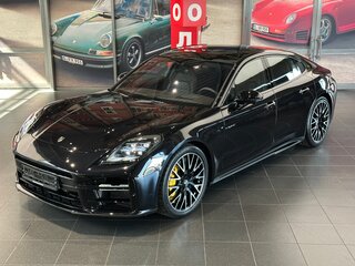 Porsche Panamera Turbo S E-Hybrid III