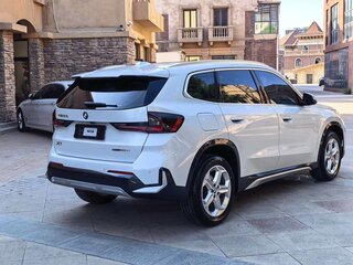 2023 BMW X1 Long 20Li sDrive III (U11/U12), белый, 2670000 рублей, вид 5
