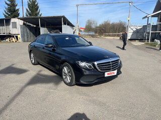 2018 Mercedes-Benz E-Класс 200 V (W213, S213, C238), чёрный, 2100000 рублей, вид 2