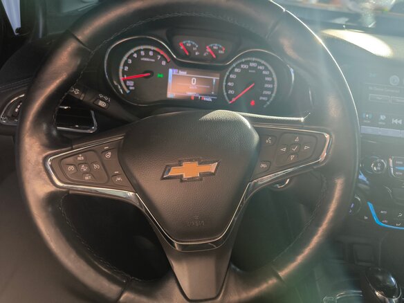 2016 Chevrolet Cruze II, серый, 1500000 рублей - вид 4