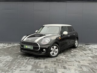 2018 Mini Hatch Cooper III (F55/F56) Рестайлинг, чёрный, 1795000 рублей, вид 1