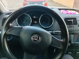 2015 Skoda Yeti I Рестайлинг, белый, 1150000 рублей, вид 2