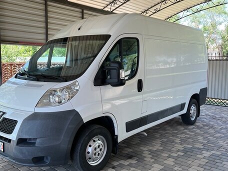 2011 Peugeot Boxer, белый, 1800000 рублей, вид 2