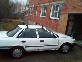 1989 Toyota Corolla VI (E90), бежевый, 68000 рублей, вид 4