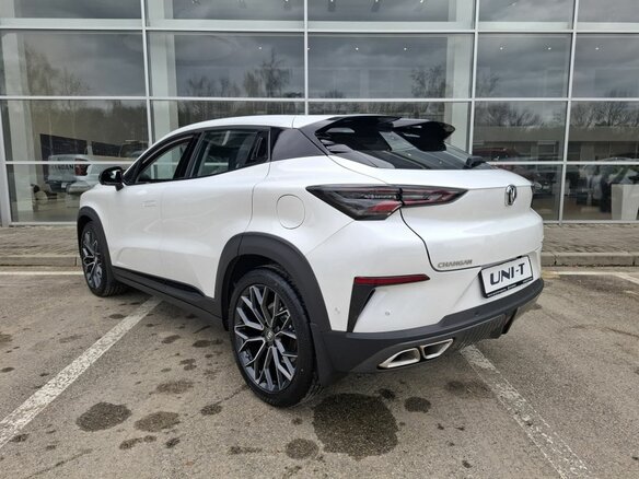 2025 Changan UNI-T I, белый, 3459900 рублей - вид 7