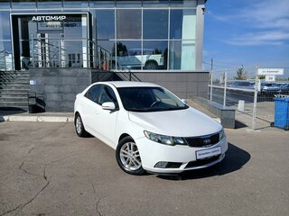 2011 Kia Cerato 6-speed II, белый, 735000 рублей, вид 3