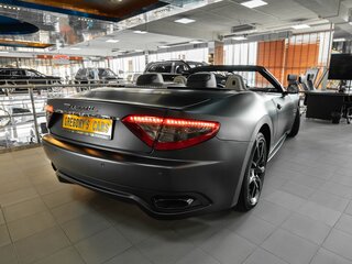 2013 Maserati GranCabrio Sport I, серый, 10990000 рублей, вид 3