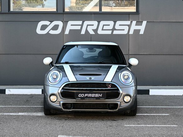 2016 Mini Hatch Cooper S III (F55/F56), серый, 1780000 рублей - вид 2