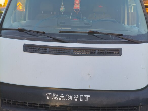 2009 Ford Transit, белый, 750000 рублей - вид 3