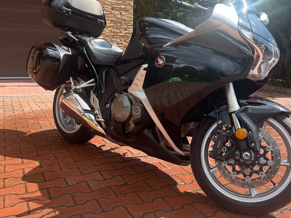 2016 Honda VFR 1200, чёрный, 1250000 рублей - вид 3