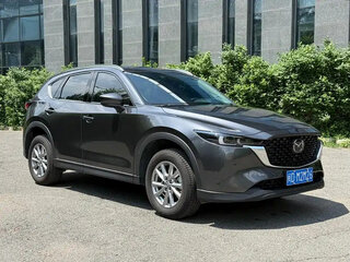 2024 Mazda CX-5 II Рестайлинг, серебристый, 2050010 рублей, вид 3