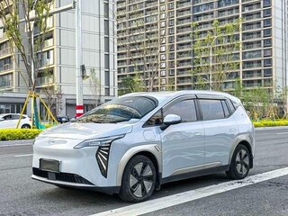2024 Aion Y Plus 64 kWh, голубой, 1460325 рублей, вид 2