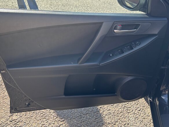 2010 Mazda 3 II (BL), чёрный, 750000 рублей - вид 23