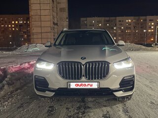 2019 BMW X5 30d IV (G05/G18), белый, 5450000 рублей, вид 4
