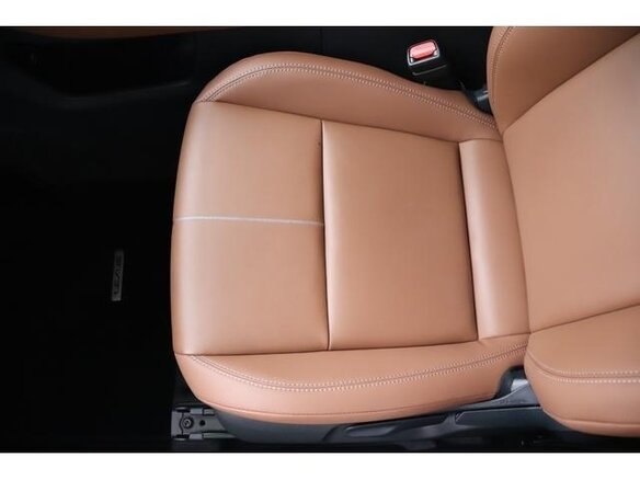 2025 Lexus LBX, белый, 4333666 рублей - вид 28