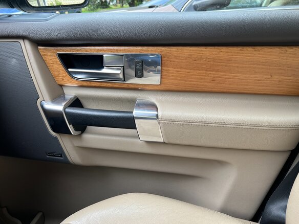 2011 Land Rover Discovery IV, белый - вид 7
