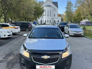 2013 Chevrolet Cruze I Рестайлинг, серебристый, 450000 рублей, вид 2